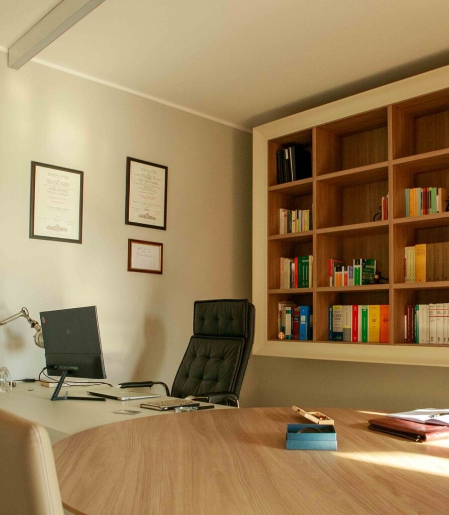 lo studio legale dell avvocato Simone Carboncini